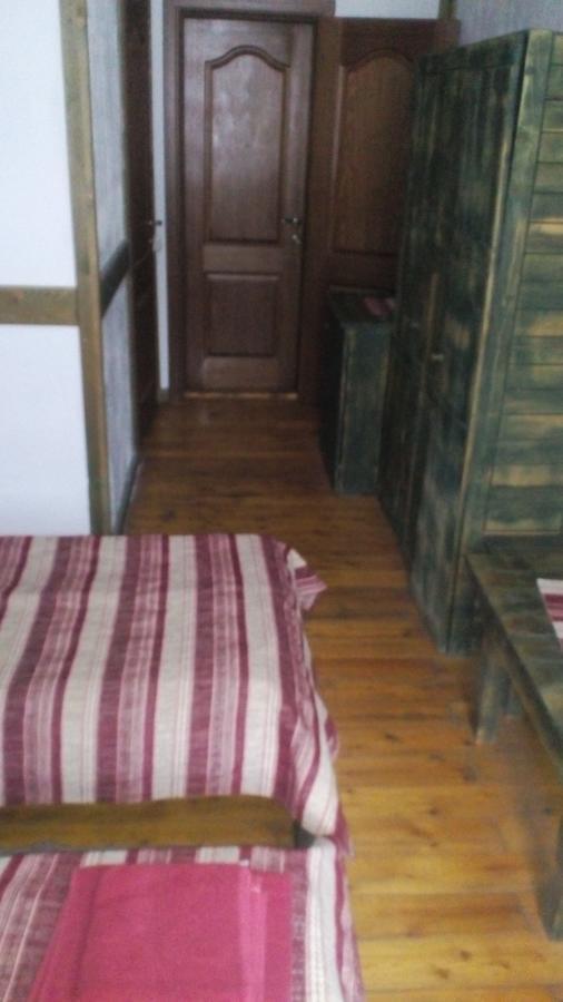 Maghura Gostinnii Dvir Tatariv Exterior photo